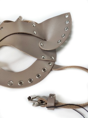 Маска Cat из натуральной кожи с люверсами бежевая Erotoys Fetish line, Ero-93br