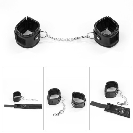 Набор для ролевых игр Deluxe Bondage Kit (кляп, наручники, плеть)